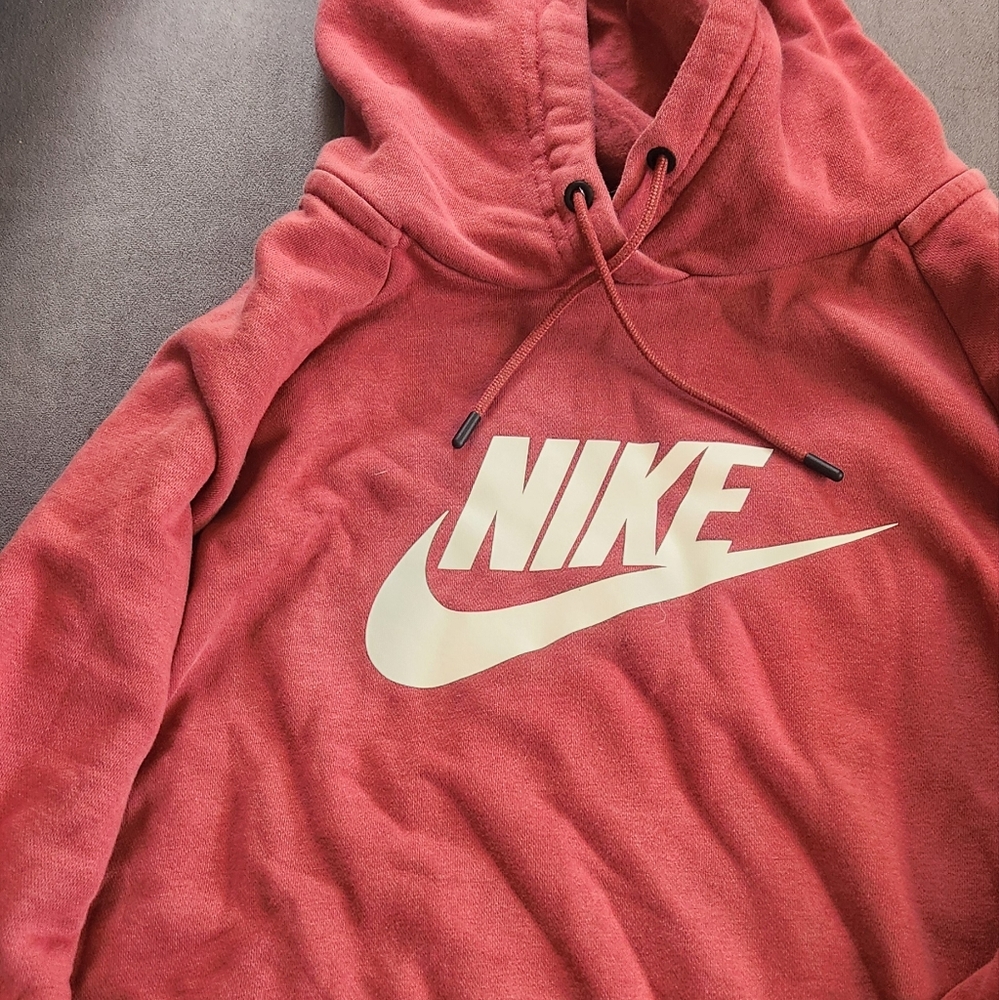 Nike Maroon Sweatshirt with Cream Logo